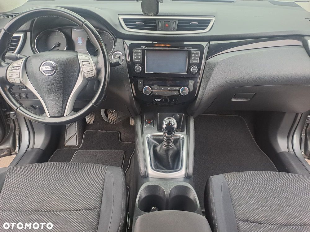 Nissan Qashqai 1.6 dCi 4 x 4 DPF tekna - 13