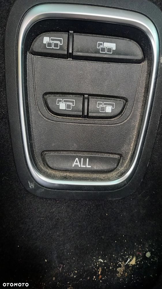 Renault Grand Scenic - 19