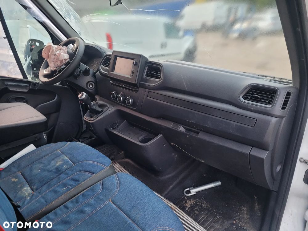 Renault Master - 11