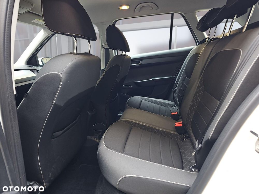 Skoda Fabia 1.0 TSI Ambition - 9