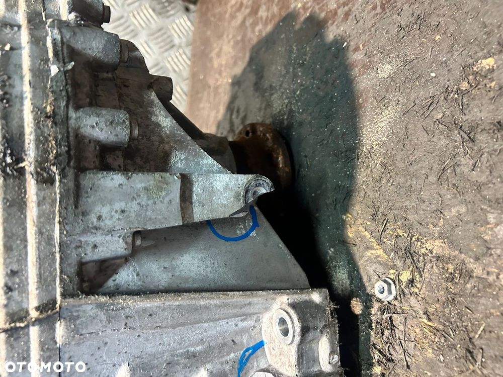 VW Golf VIII skrzynia biegów SEL - 5