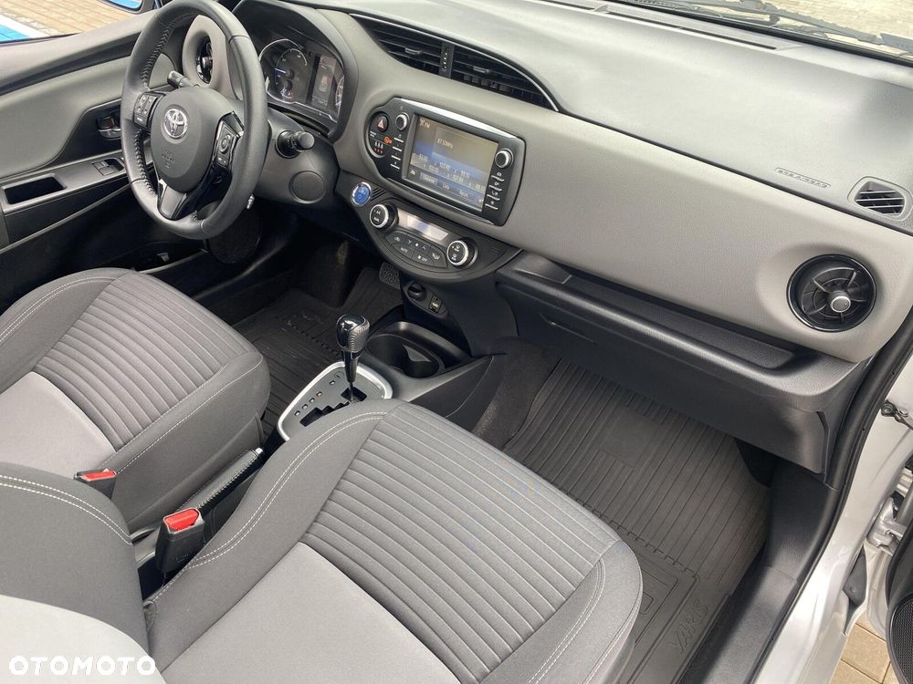 Toyota Yaris - 14