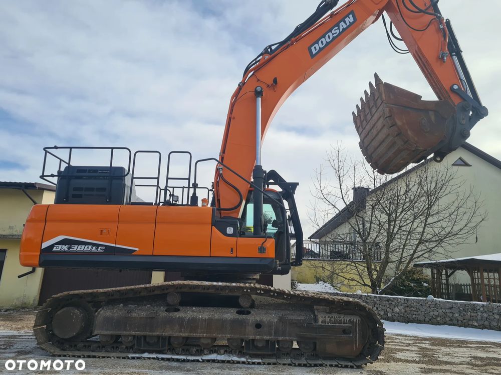 Doosan DX 380 LC-7 - 10