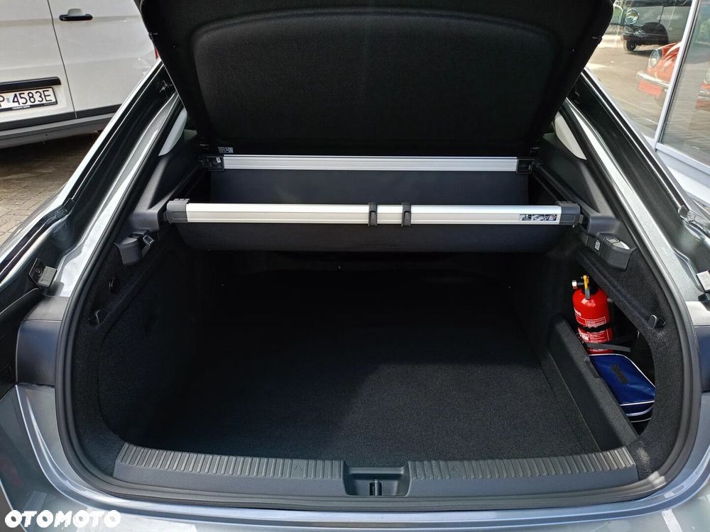 Skoda Superb 1.5 TSI mHEV Selection DSG - 9