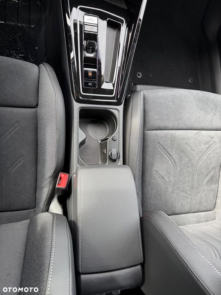 Volkswagen Golf - 13