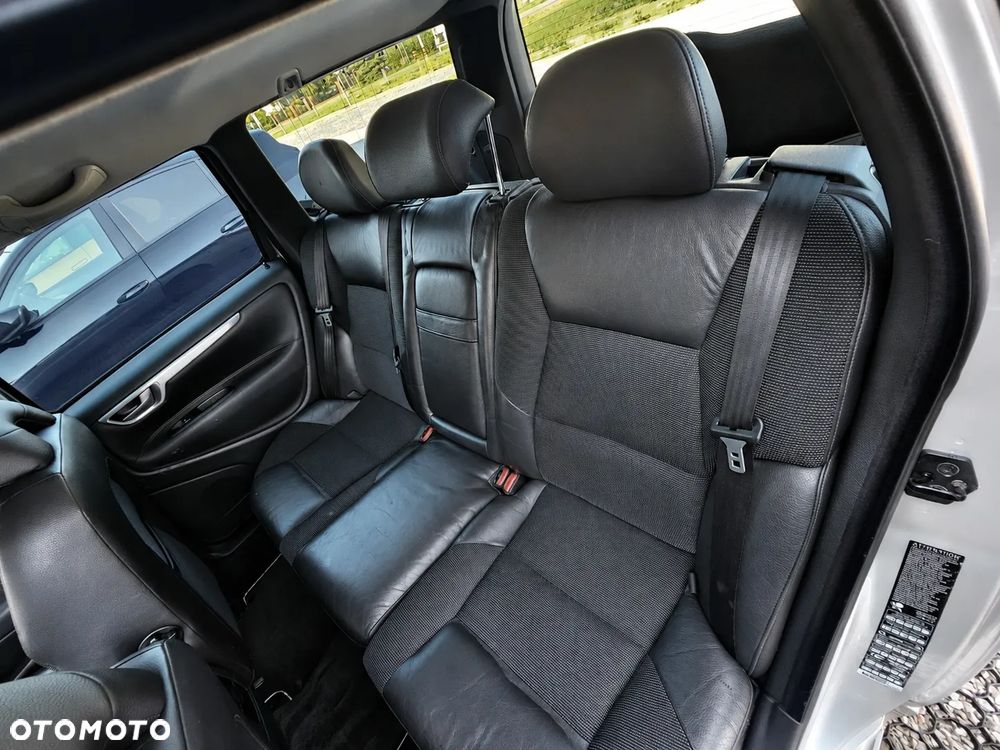 Volvo V70 2.5T AWD Edition Sport - 10