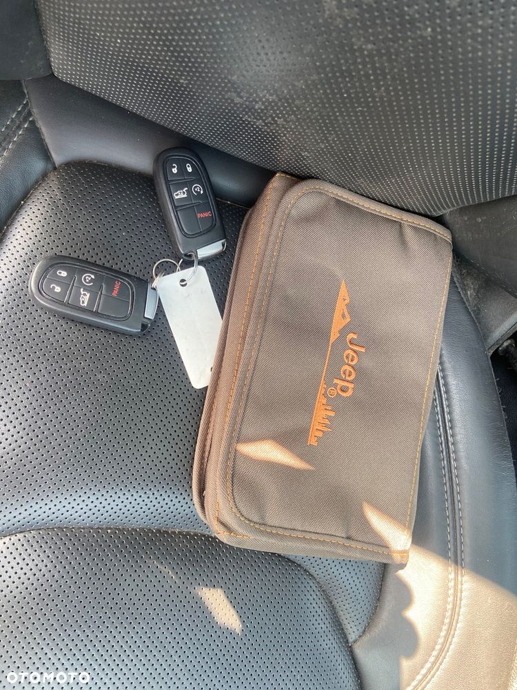 Jeep Cherokee 3.2 V6 Active Drive I Limited - 20