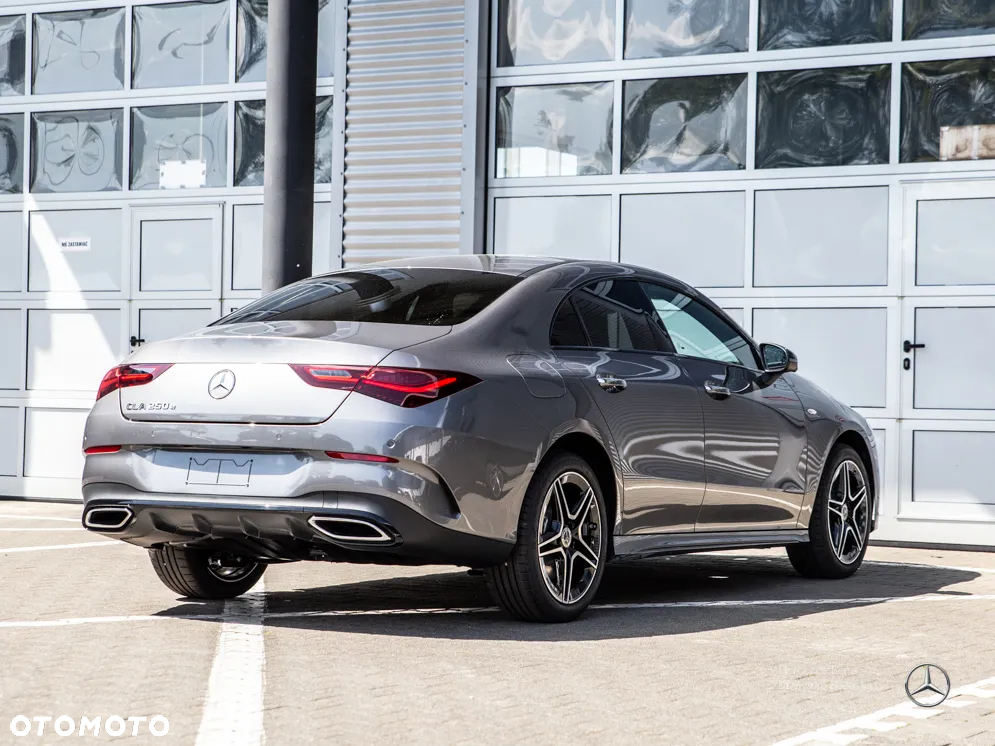 Mercedes-Benz CLA 250 e PHEV AMG Line 8G-DCT - 5