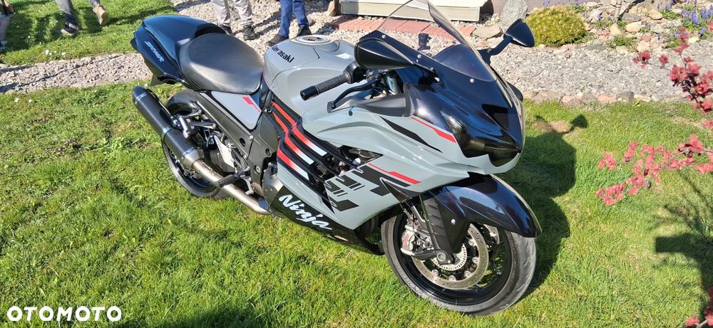 Kawasaki ZZR - 6