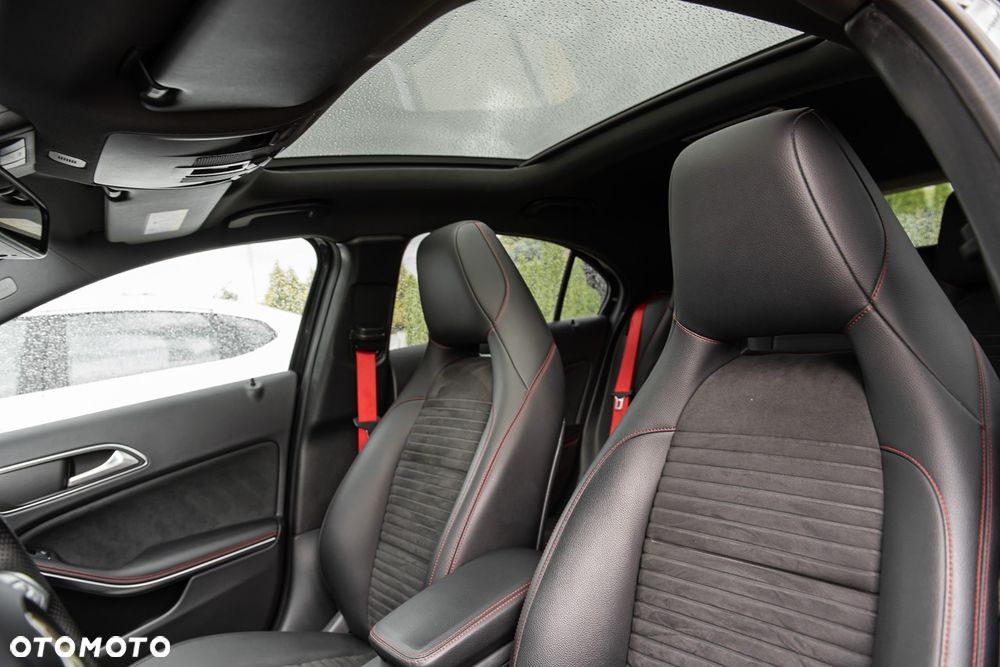 Mercedes-Benz Klasa A 250 4-Matic AMG Line - 18