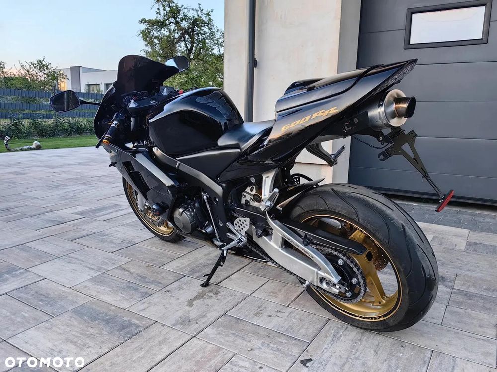 Honda CBR - 3