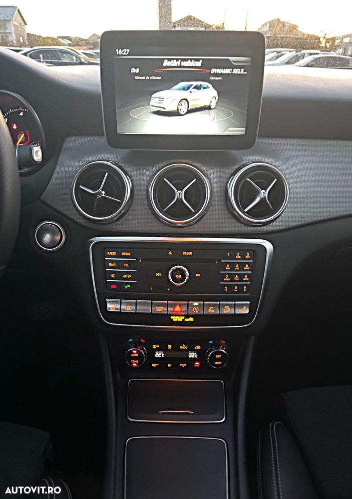 Mercedes-Benz GLA 220 d 4Matic 7G-DCT - 6