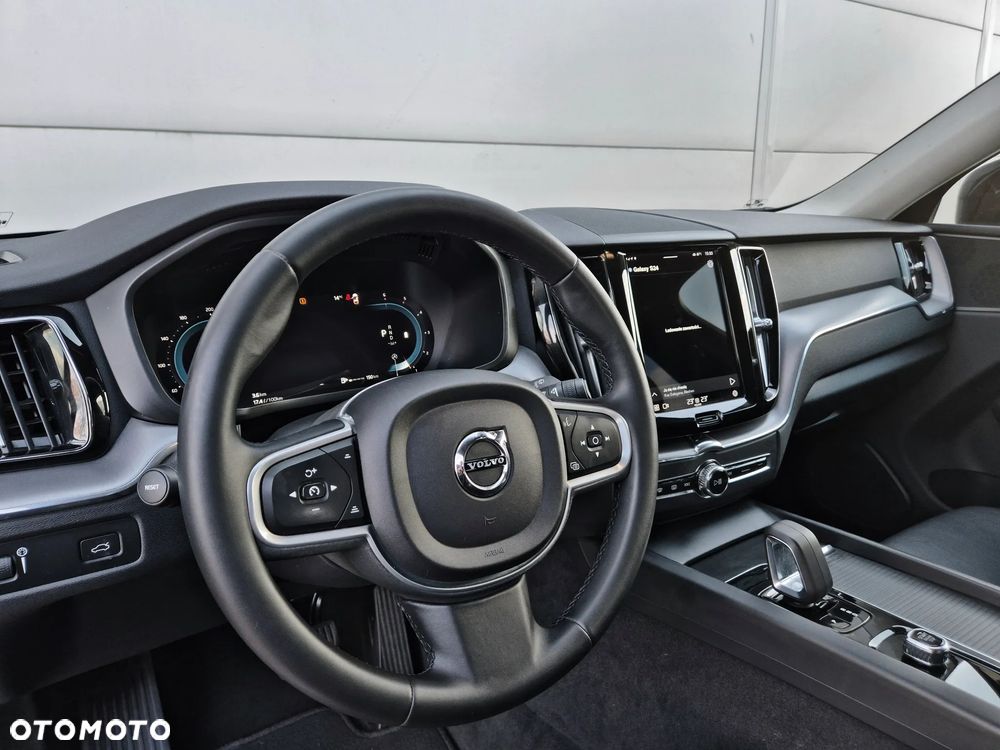 Volvo XC 60 B4 D Geartronic Momentum Pro - 20