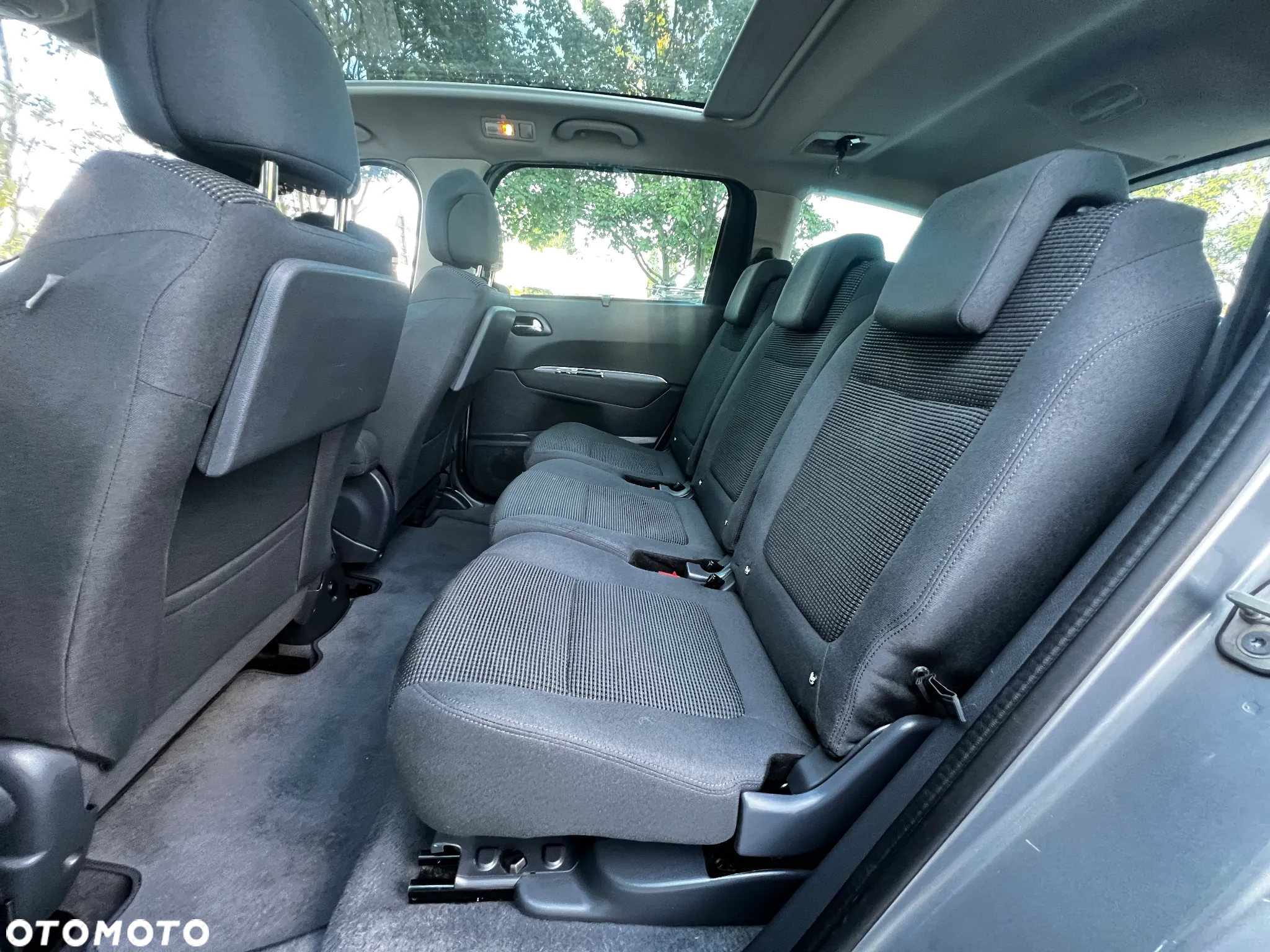 Peugeot 5008 - 9
