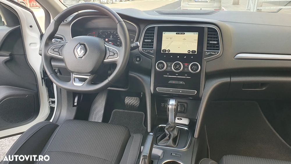 Renault Megane BLUE dCi 115 EDC BUSINESS EDITION - 21
