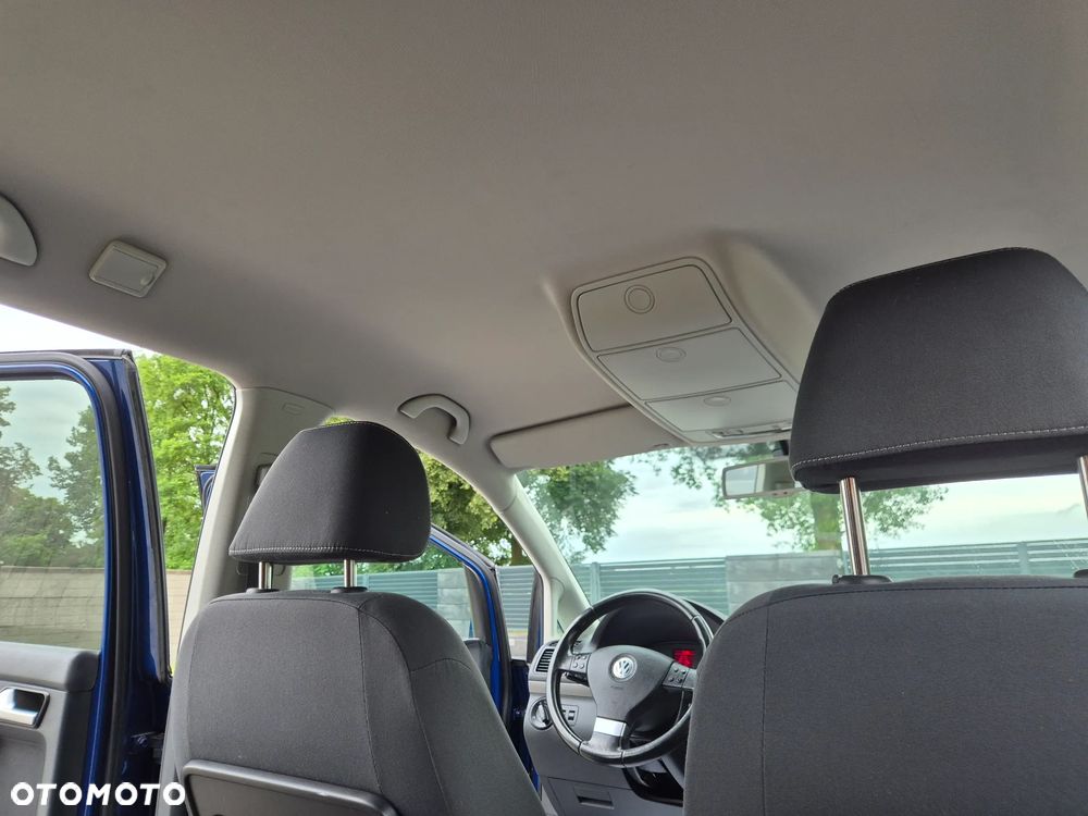 Volkswagen Touran 1.9 TDI DPF United - 23