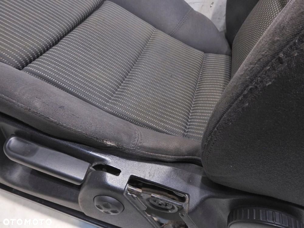 FOTEL LEWY PRZÓD AUDI A4 B7 - 9