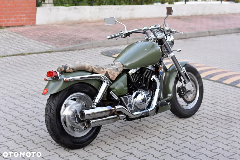 Suzuki Marauder - 12