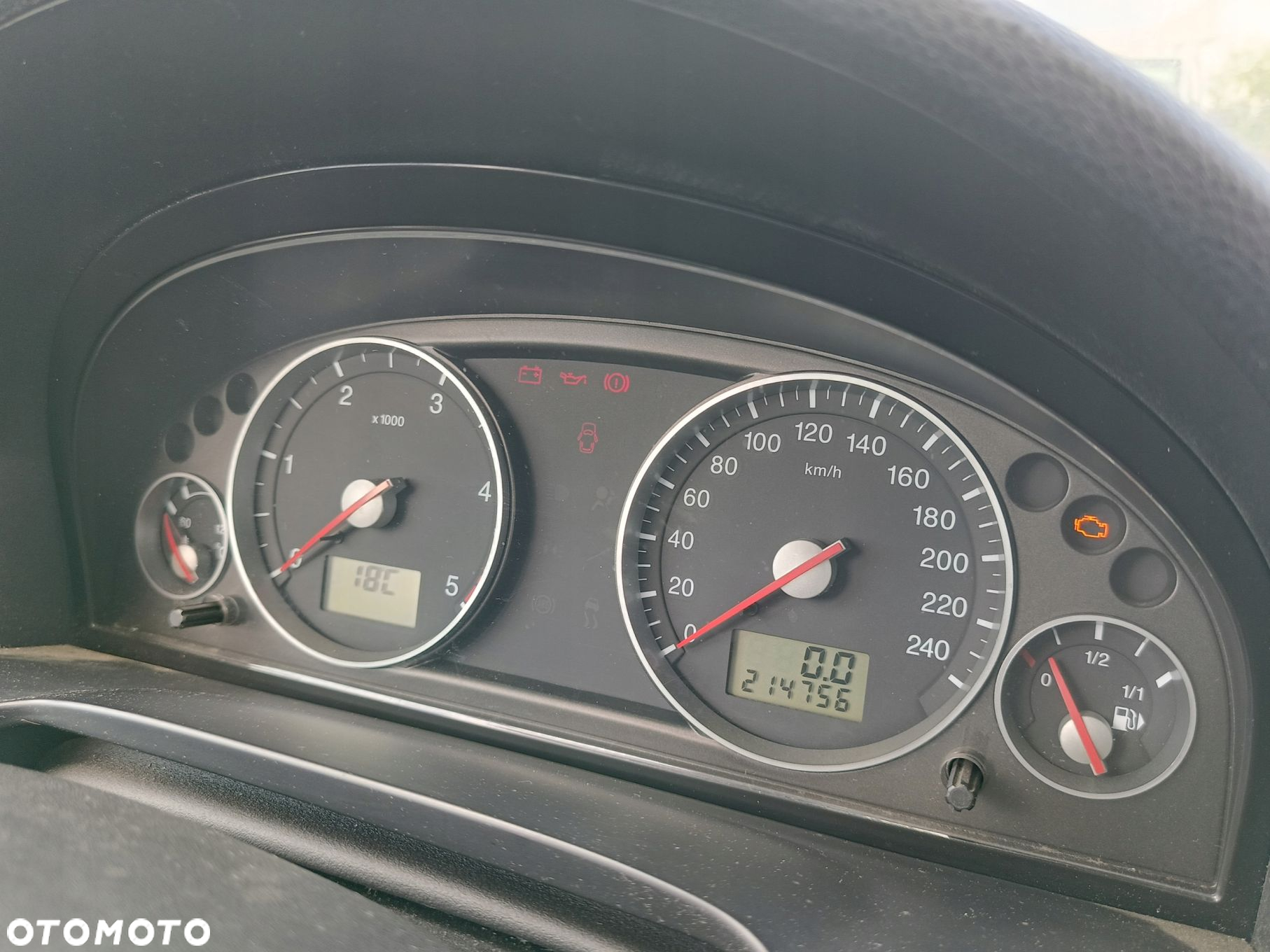 Ford Mondeo 3 III 00-07 LICZNIK ZEGARY OBROTOMIERZ 2.0 TDI - 2