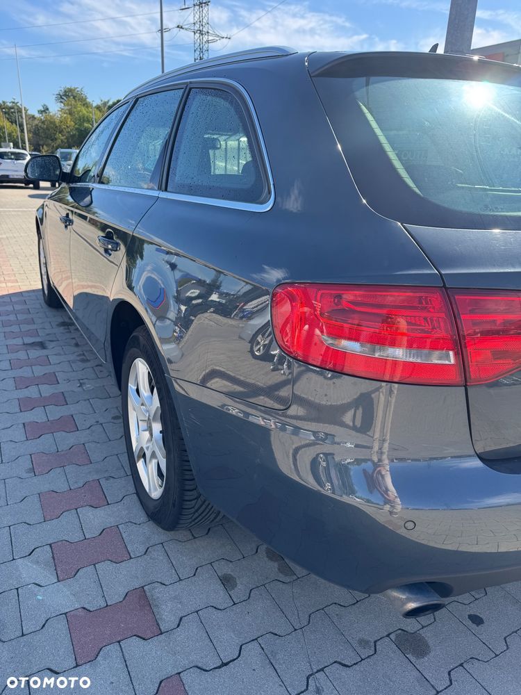 Audi A4 Avant - 9
