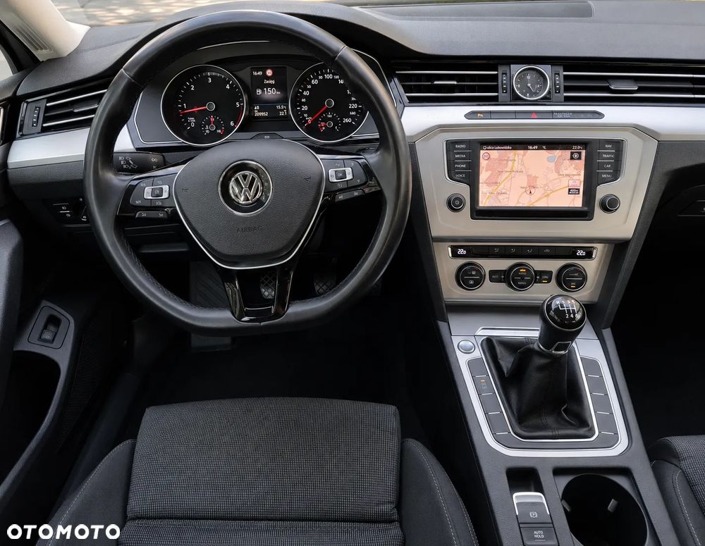 Volkswagen Passat 2.0 TDI BMT Comfortline - 8