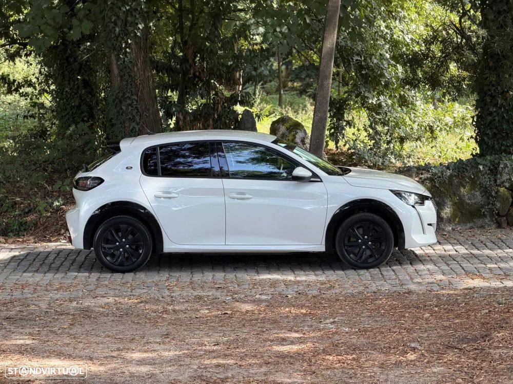 Peugeot e-208 50 kWh Allure Pack - 11