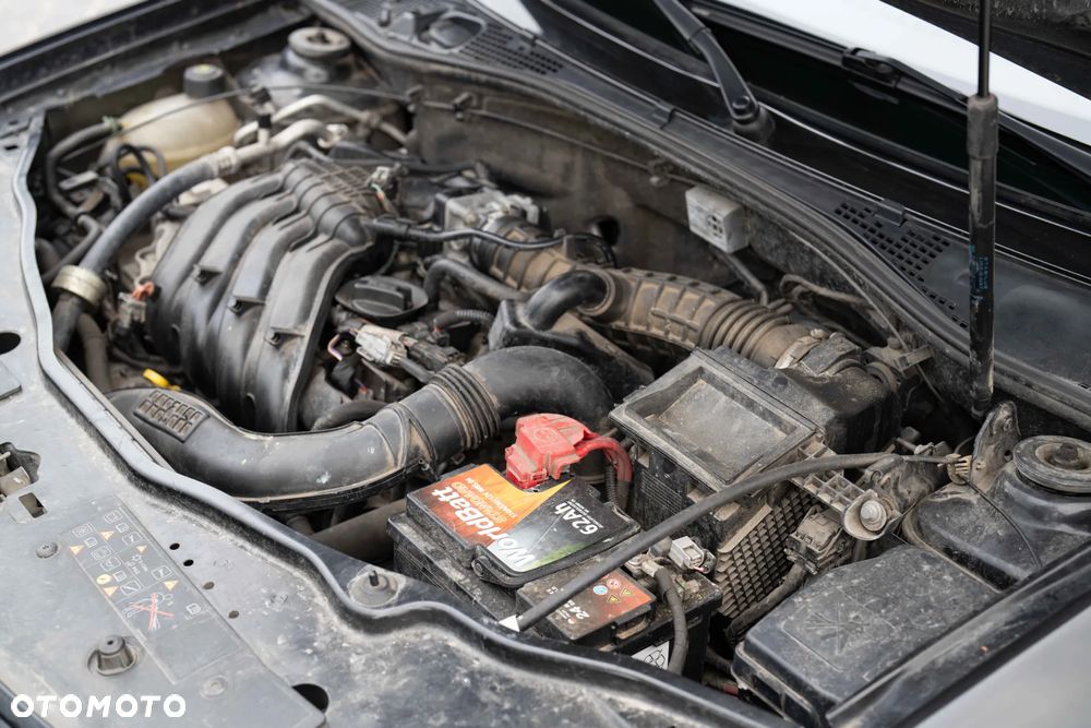 Dacia Duster 1.6 SCe S&S - 21