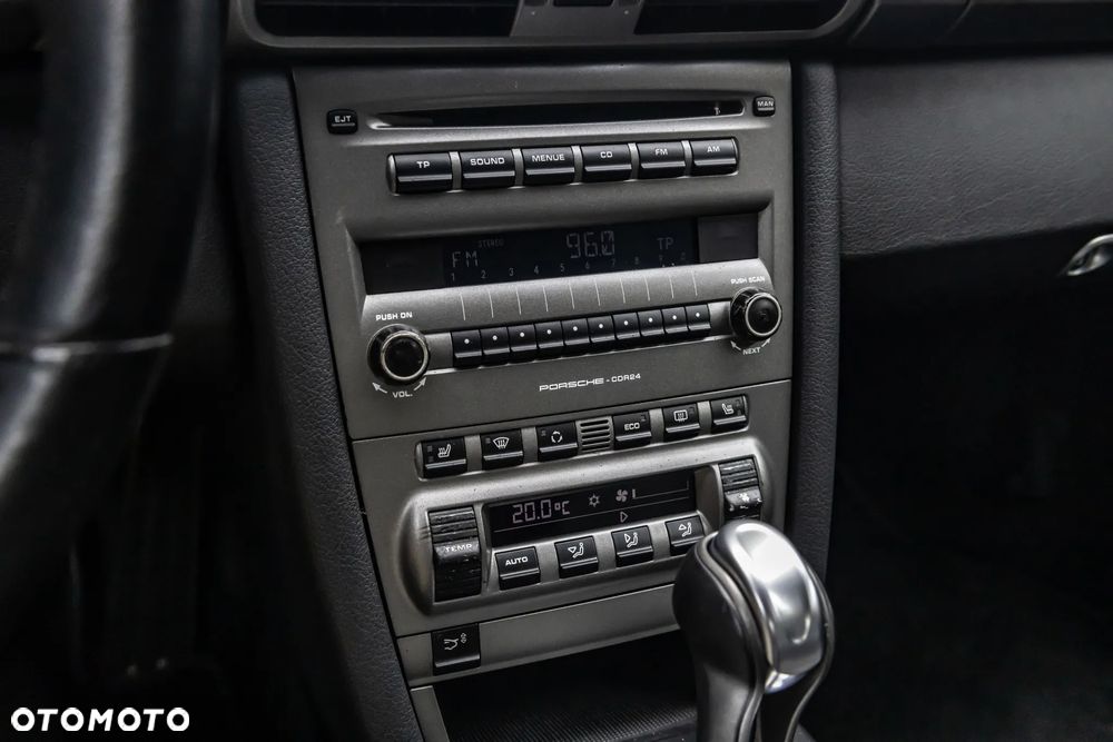 Porsche 911 Carrera Tiptronic S - 22