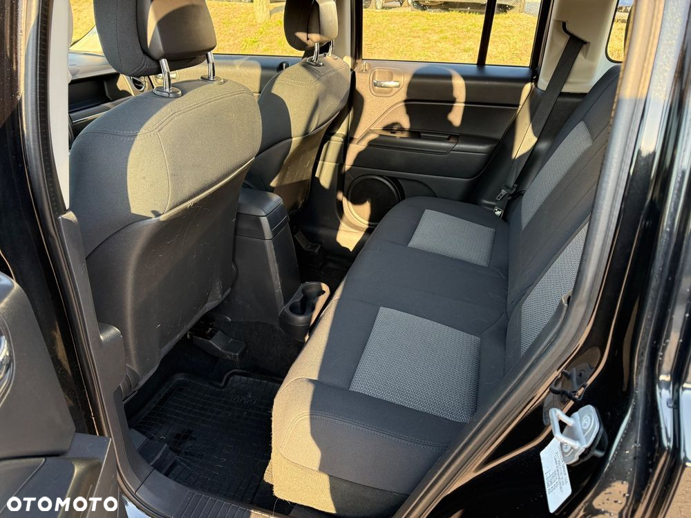 Jeep Patriot 2.4 Sport - 10