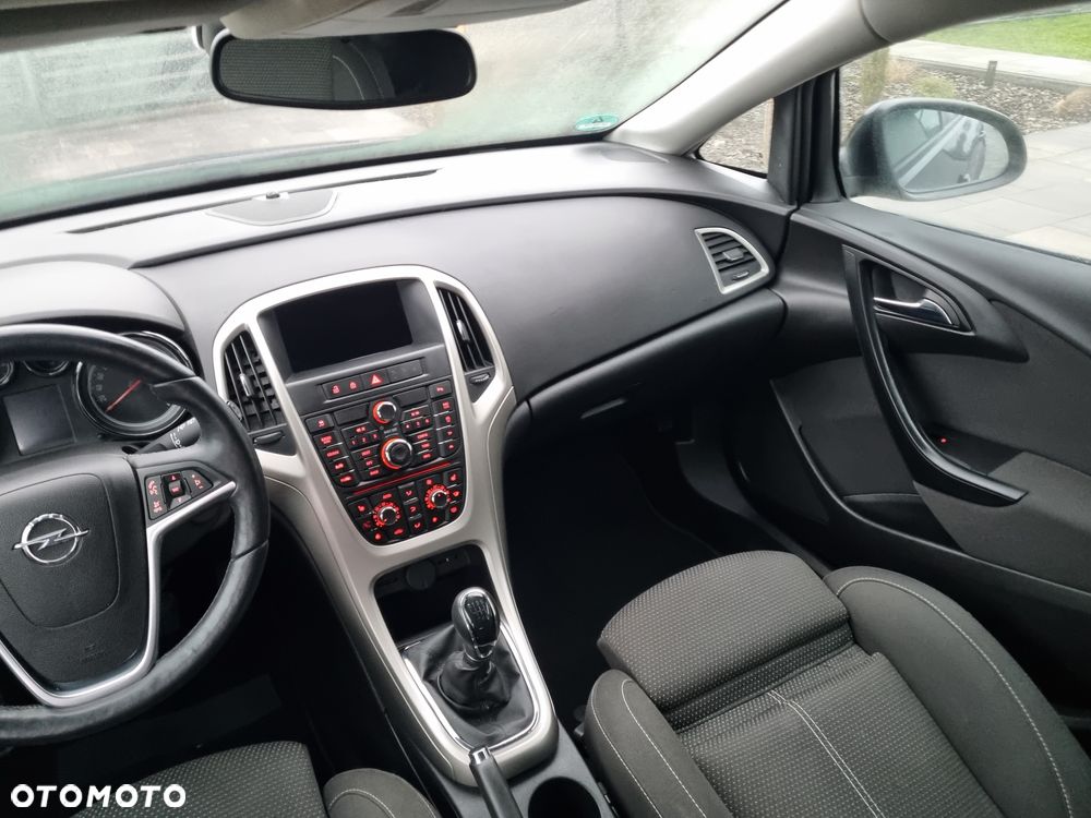 Opel Astra 1.4 Turbo Exklusiv - 20