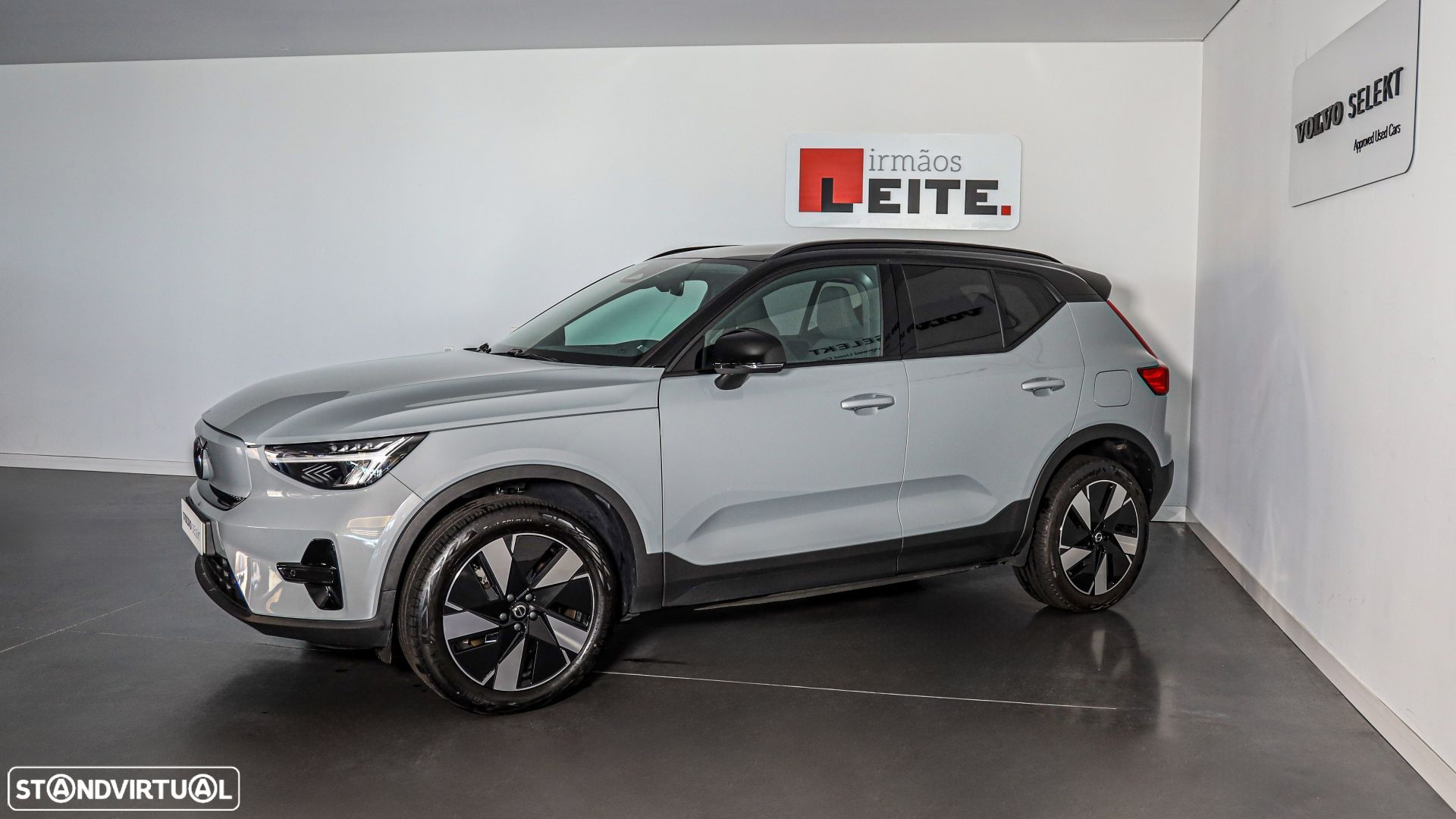 Volvo XC 40 Recharge Extended Range Plus - 1