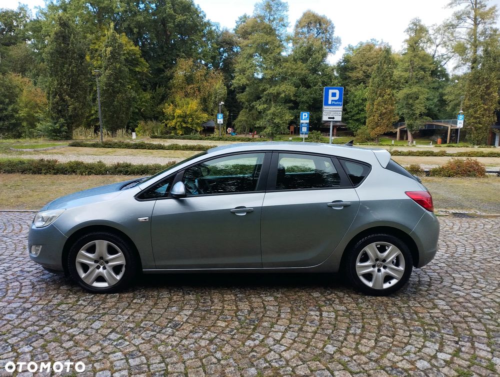 Opel Astra 1.4 Turbo Innovation - 20