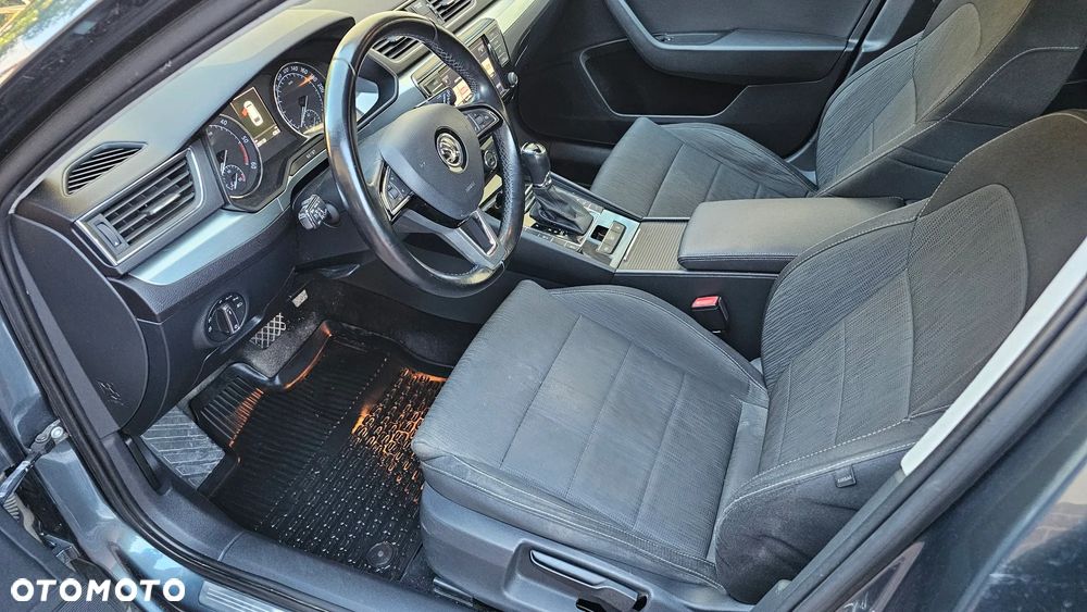 Skoda Superb 2.0 TDI Ambition DSG - 7