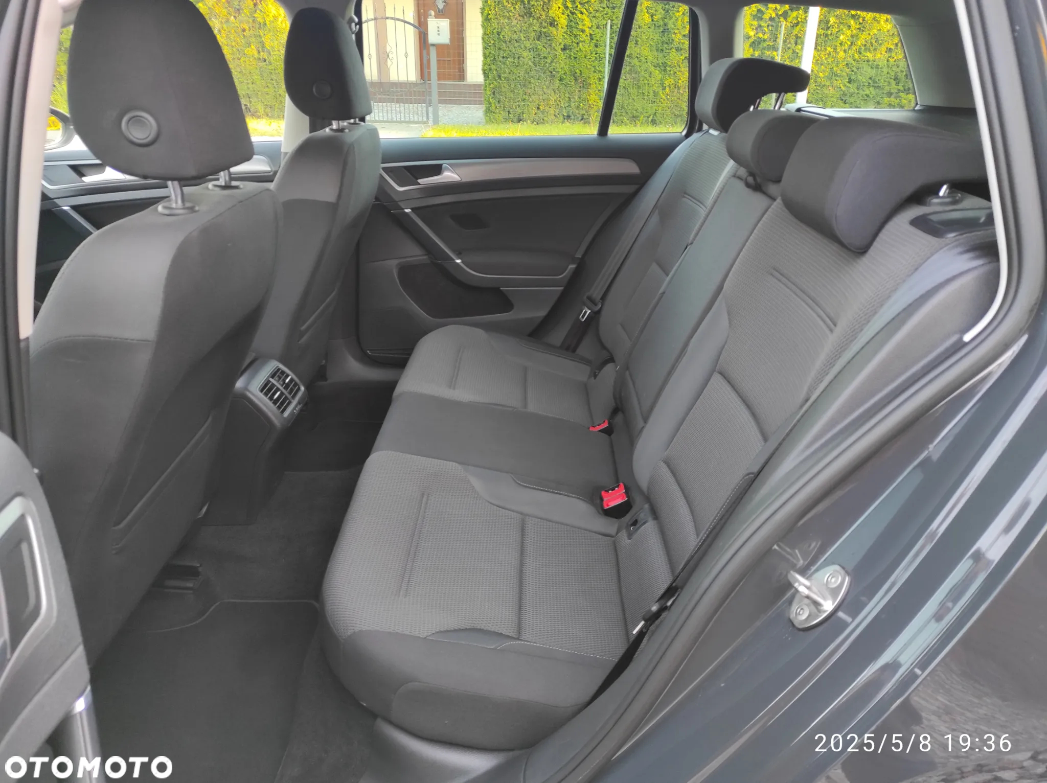 Volkswagen Golf Variant 1.6 BlueTDI DSG Comfortline - 38