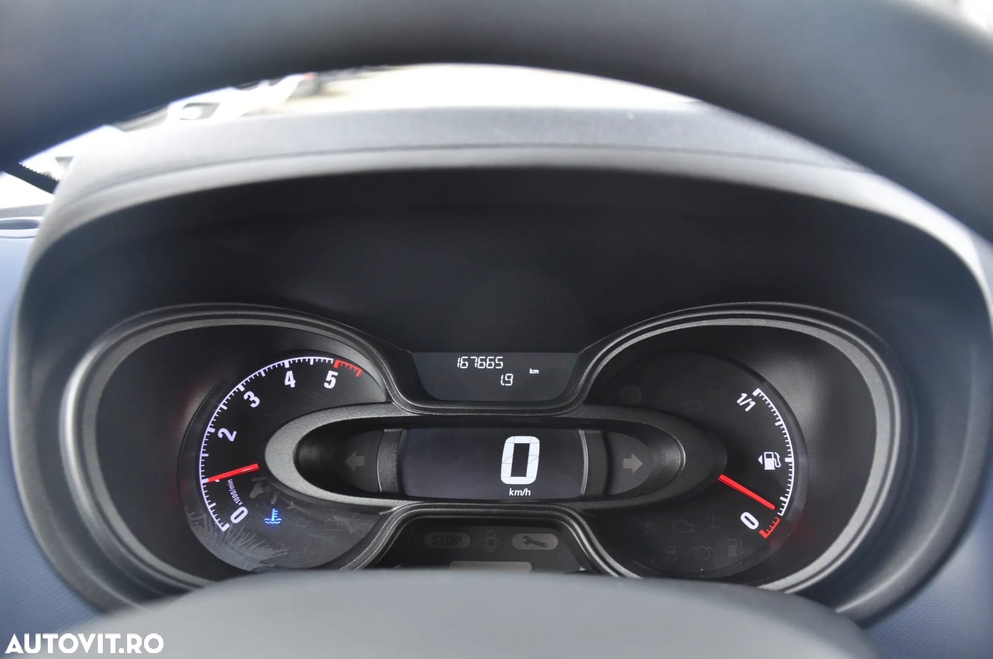 Opel Opel Vivaro L2H1 9 Locuri - 22