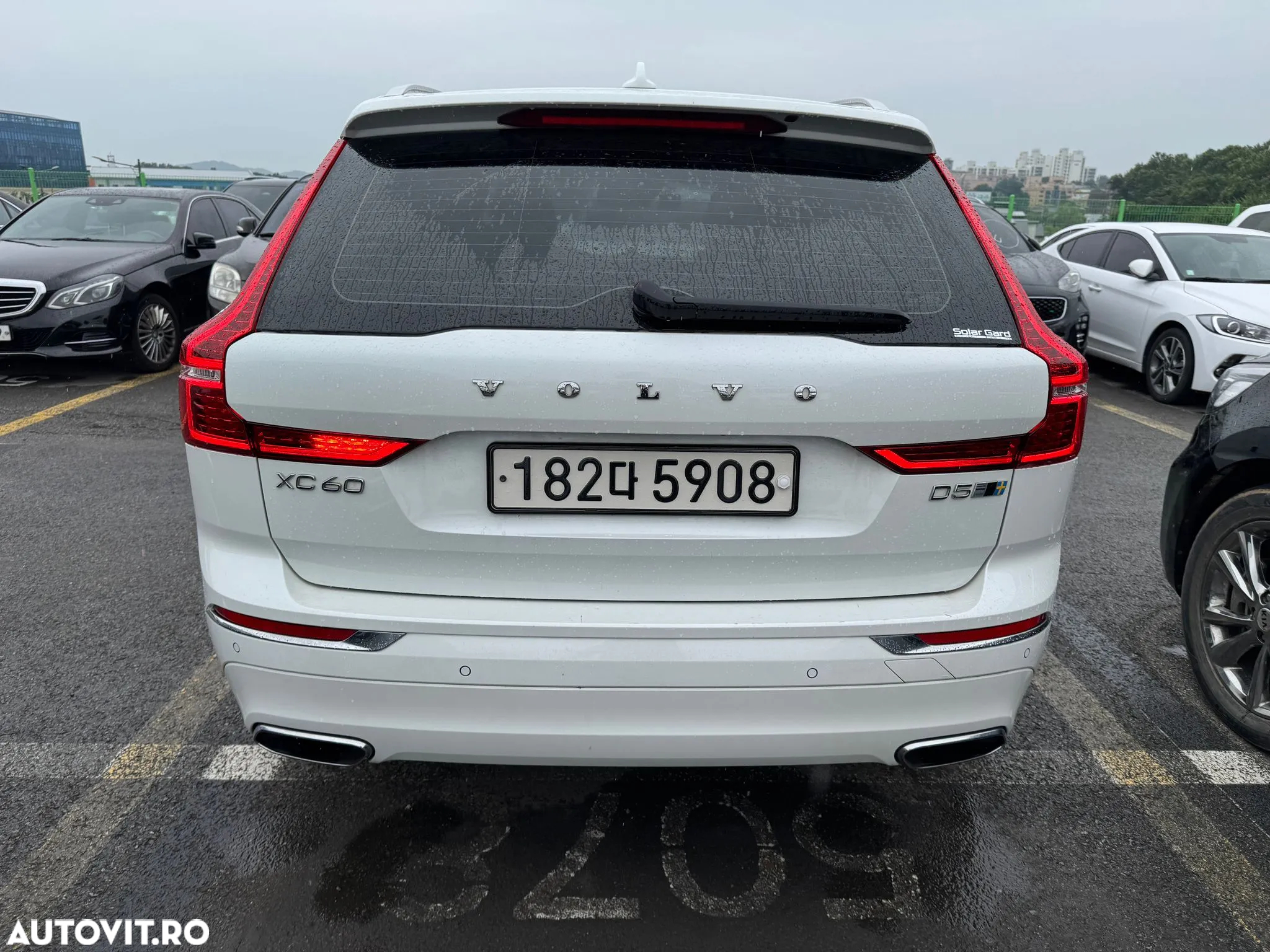 Volvo XC 60 D5 AWD Inscription - 5