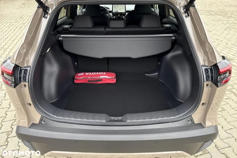 Toyota Corolla Cross 1.8 Hybrid Style - 24