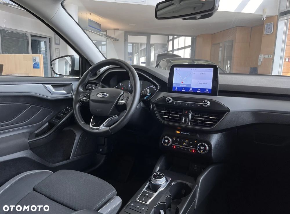 Ford Focus 1.5 EcoBlue Start-Stopp-System TITANIUM - 24