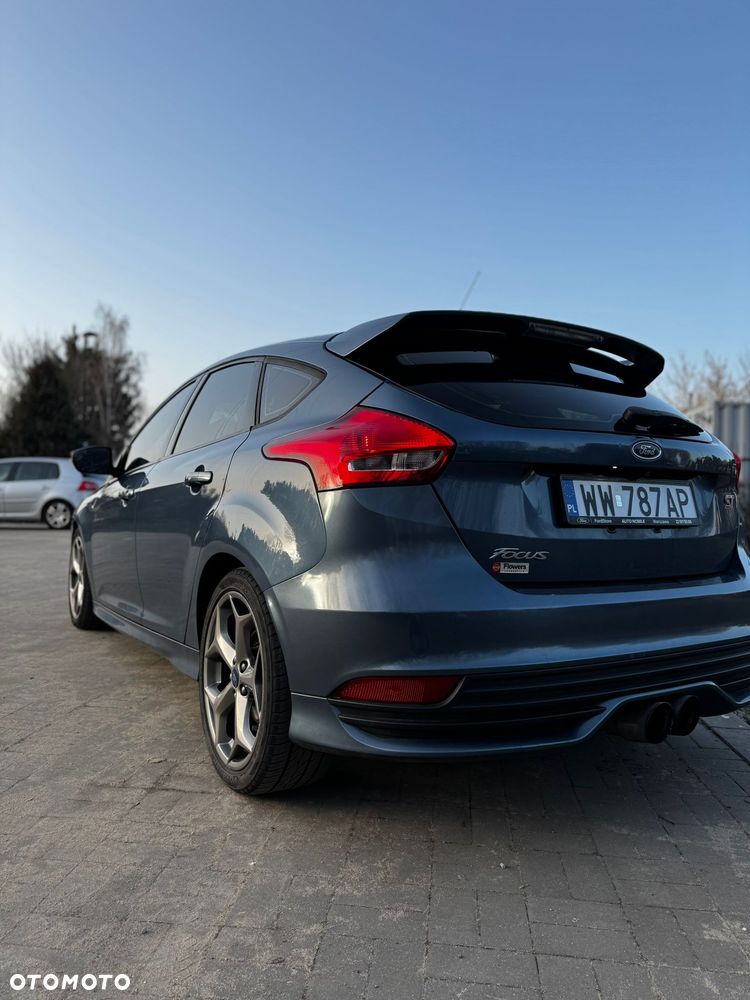 Ford Focus - 4