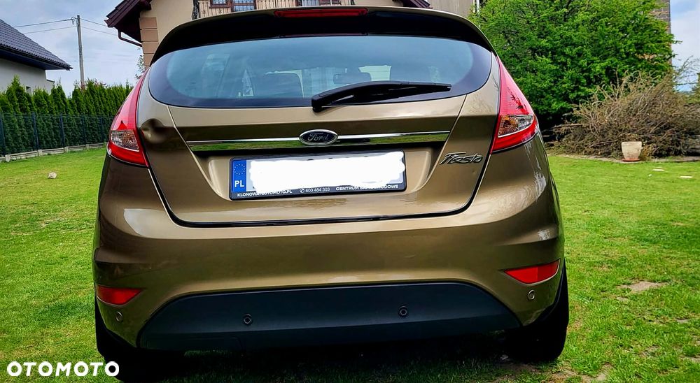 Ford Fiesta 1.25 Titanium EU5 - 10