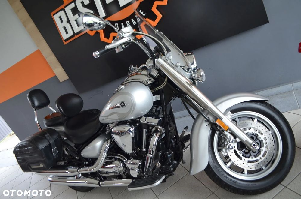 Yamaha Road Star - 4