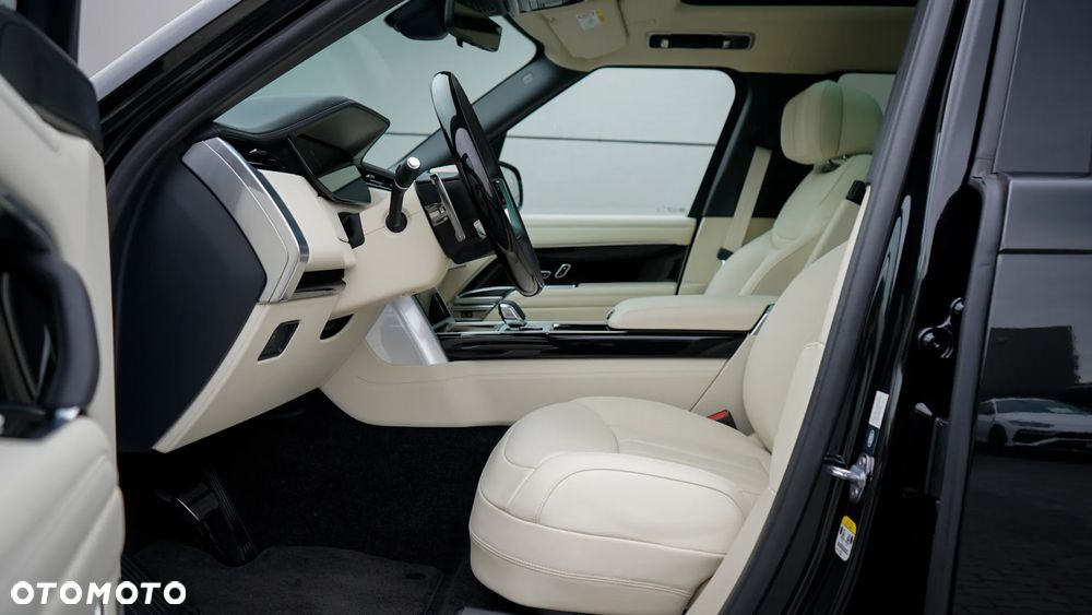 Land Rover Range Rover 4.4 V8 P535 LWB Autobiography - 11