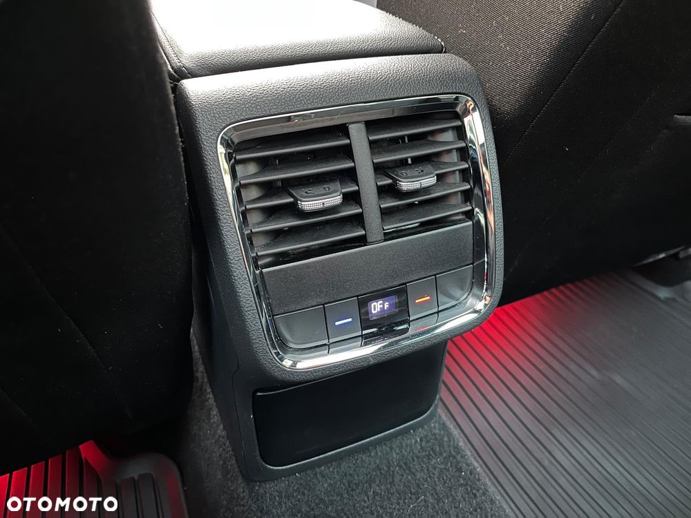 Skoda Octavia 1.5 TSI e-Tec Sportline DSG - 24