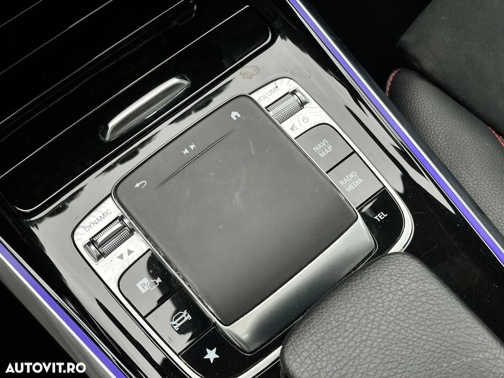 Mercedes-Benz GLB - 22