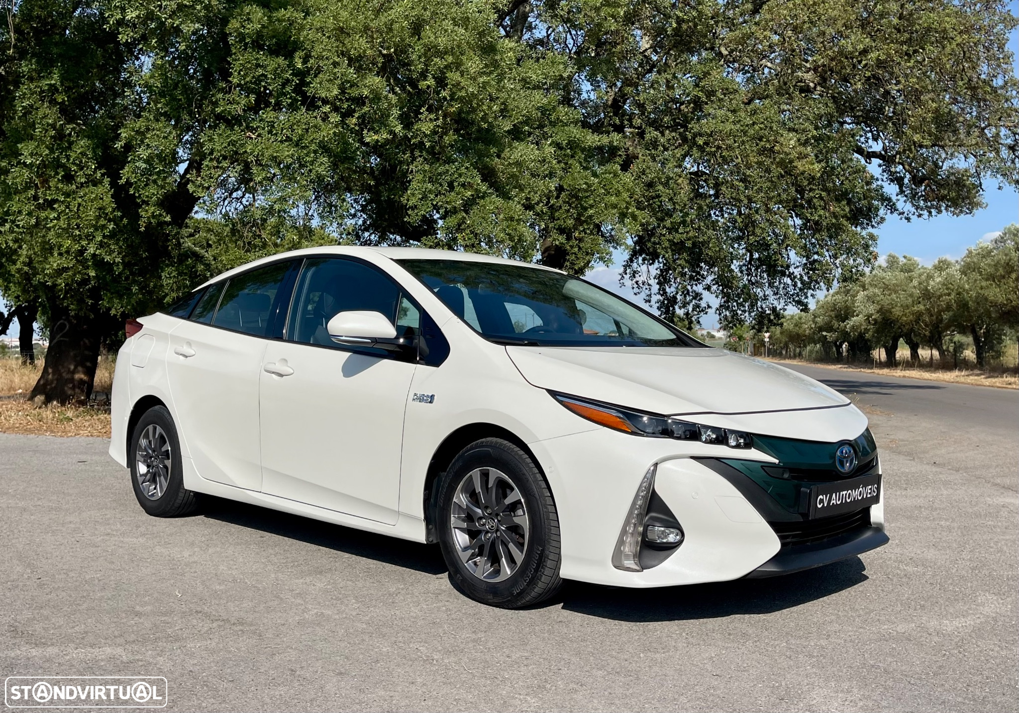Toyota Prius 1.8 Plug-In Luxury Pele - 4