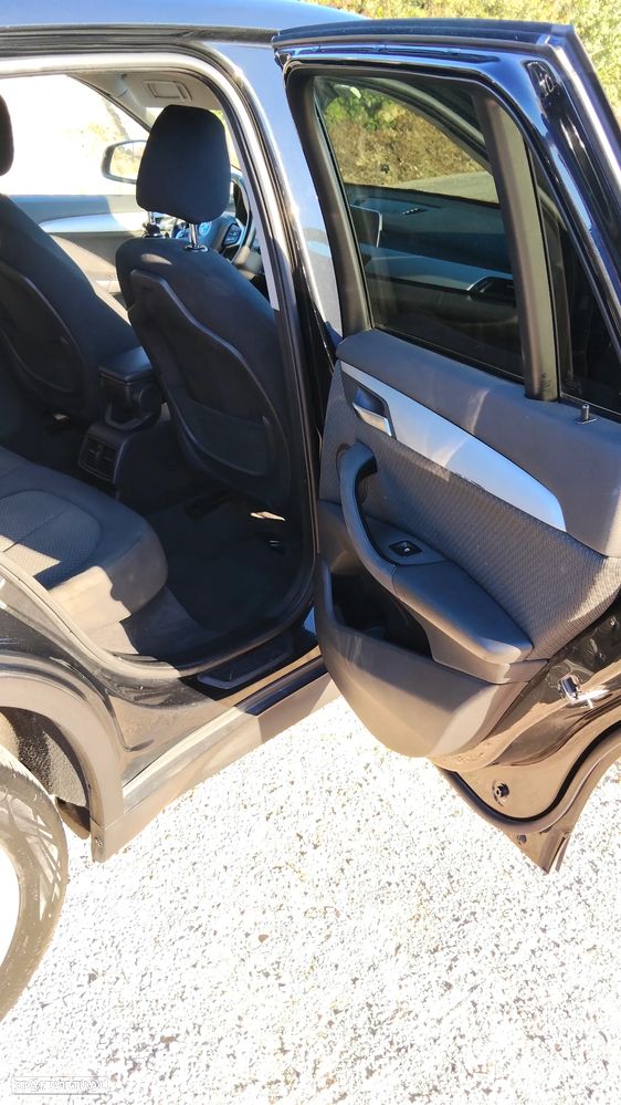 BMW X1 18 d sDrive Auto - 11