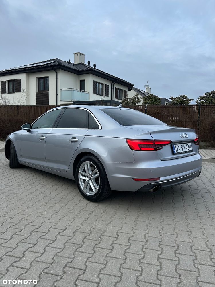 Audi A4 Limousine 40 TFSI - 4
