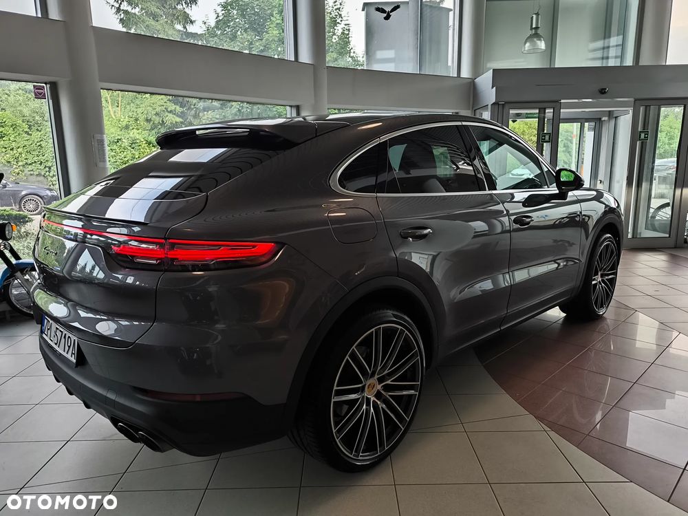Porsche Cayenne Standard - 8
