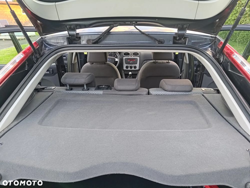 Ford Focus 1.6 TDCi Trend - 24
