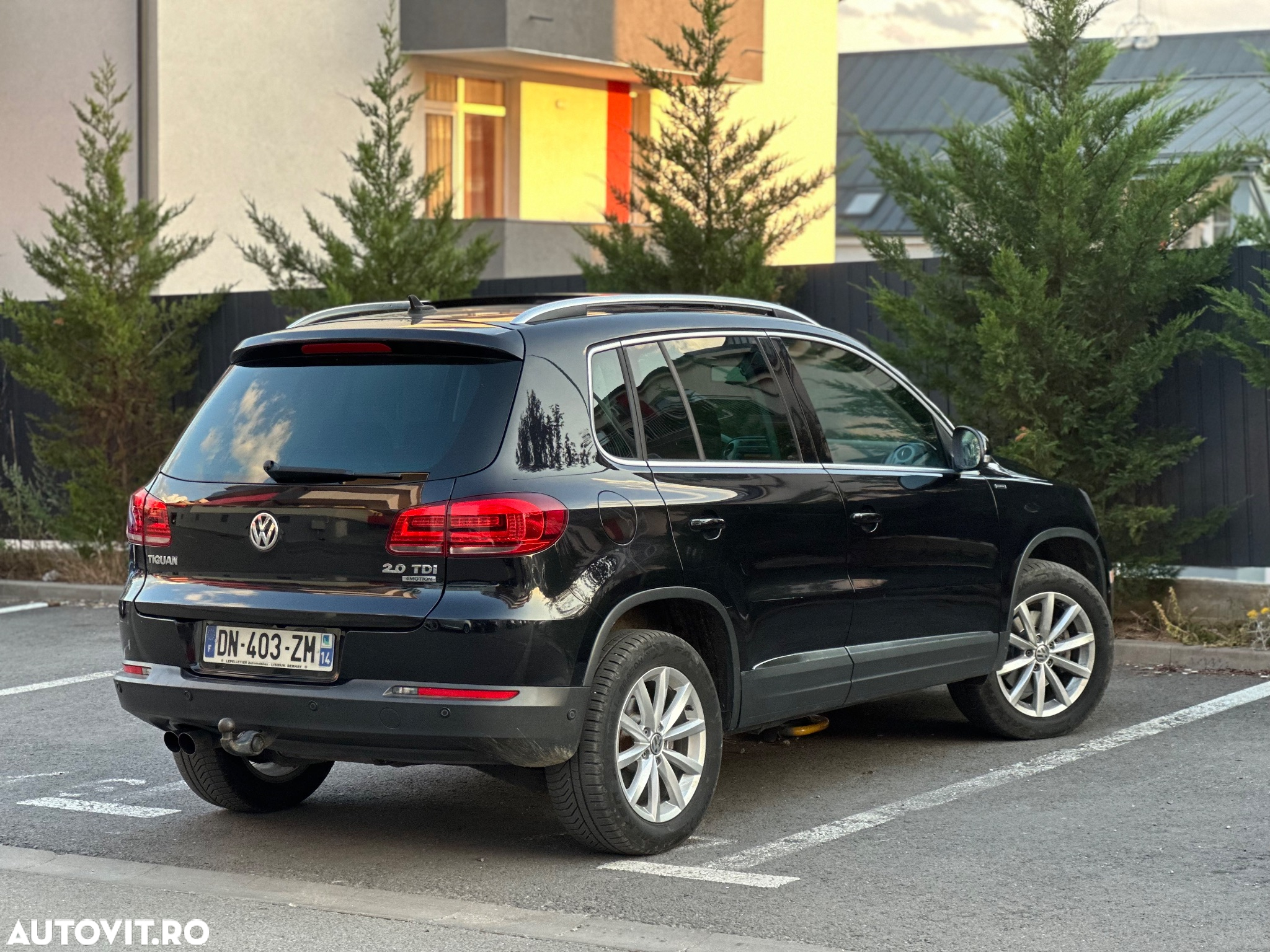 Volkswagen Tiguan - 4
